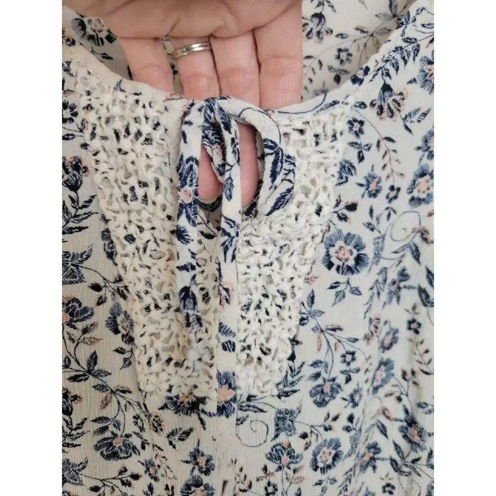 Maurices Blue Floral Print Crochet Crinkle Short Sleeve Boho Top Womens SZ Large
